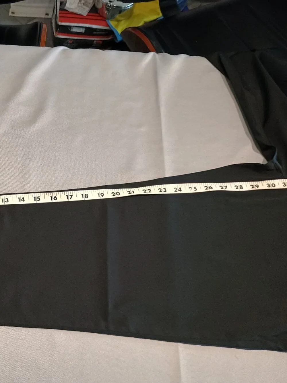 NWT Calvin Klein Men’s Signature Slim Fit 33W 32 L